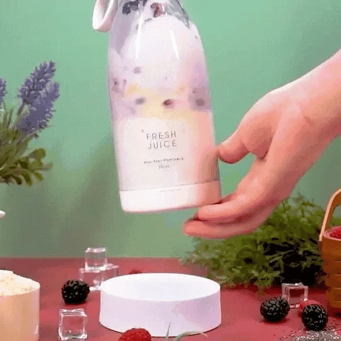 Mini licuadora de vaso portátil en forma de botella